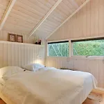 Aulis - 230m From The Sea By Interhome *