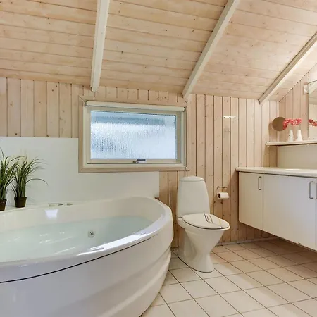 Aulis - 230m From The Sea By Interhome Sarup