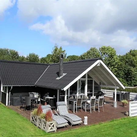 Aulis - 230m From The Sea By Interhome Semesterbostad *