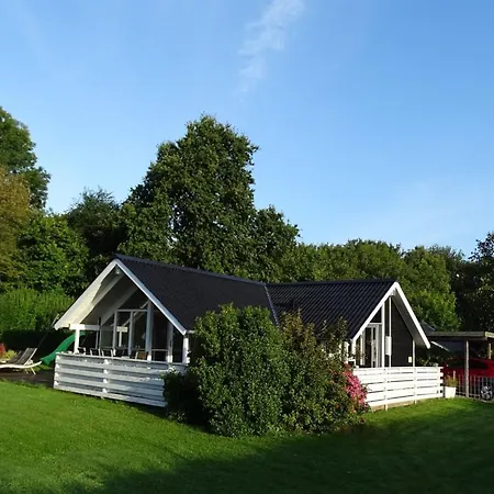 Vakantiehuis Aulis - 230m From The Sea By Interhome